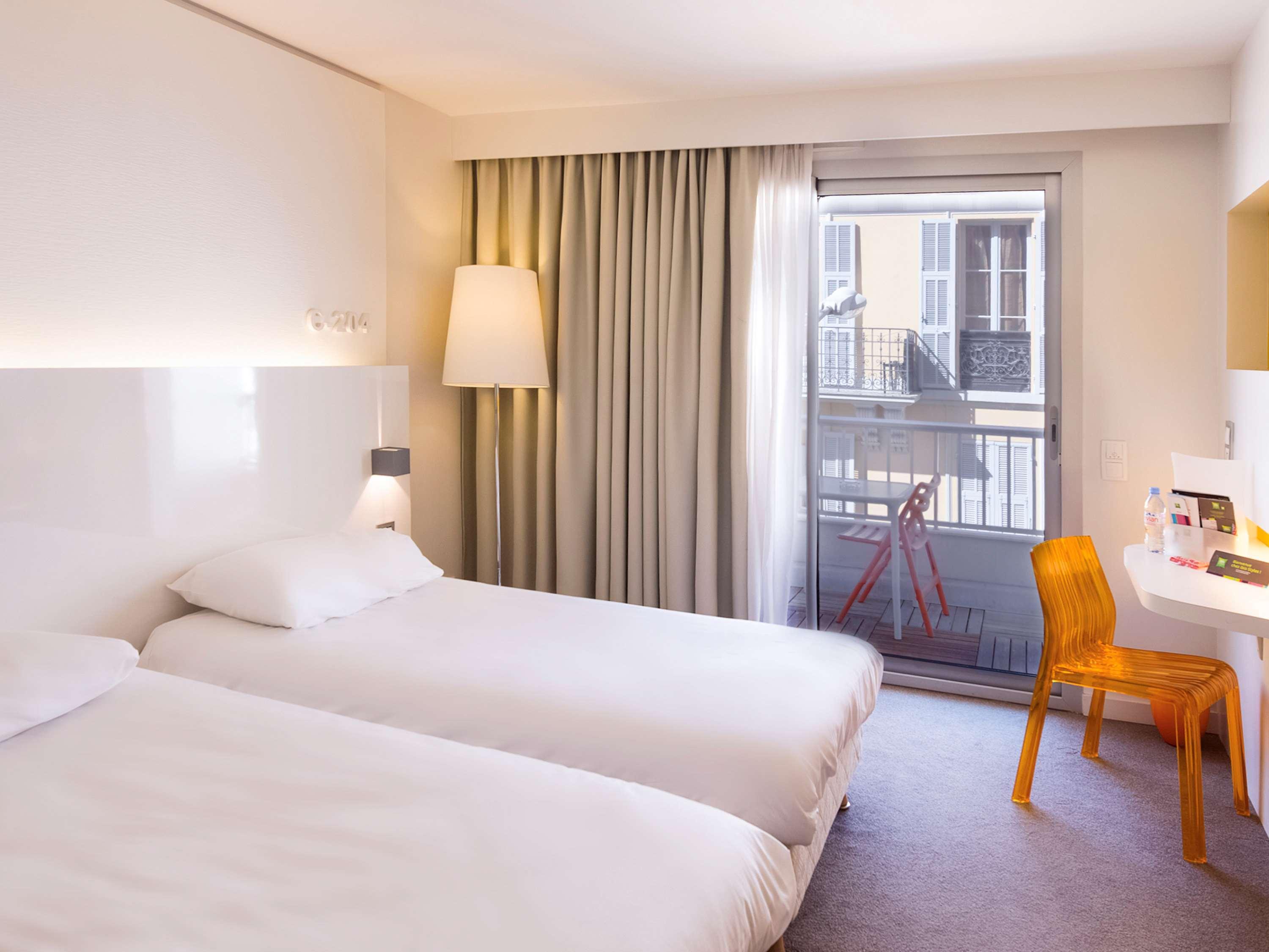 Ibis Styles Menton Centre Hotel Buitenkant foto
