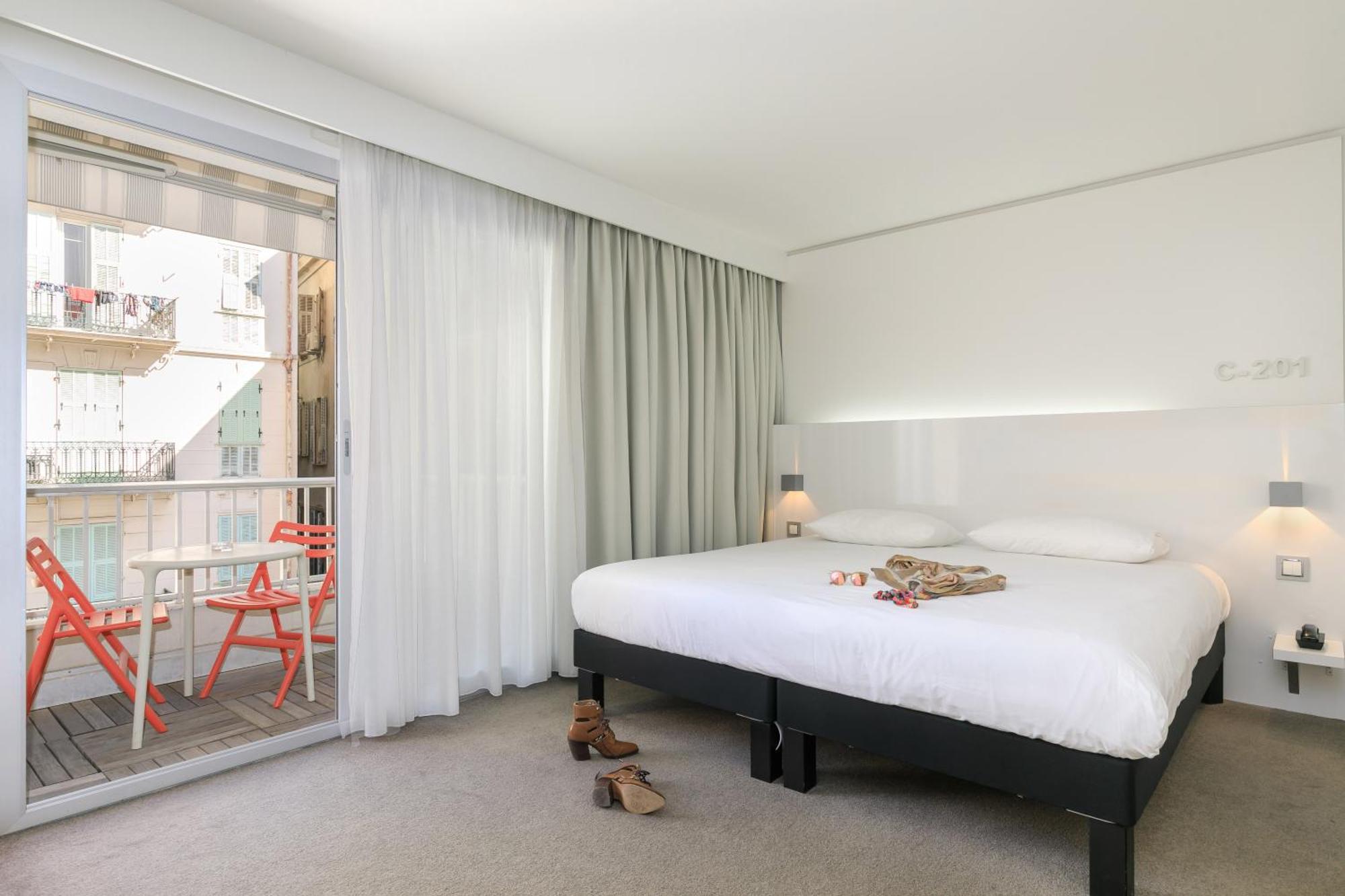Ibis Styles Menton Centre Hotel Buitenkant foto