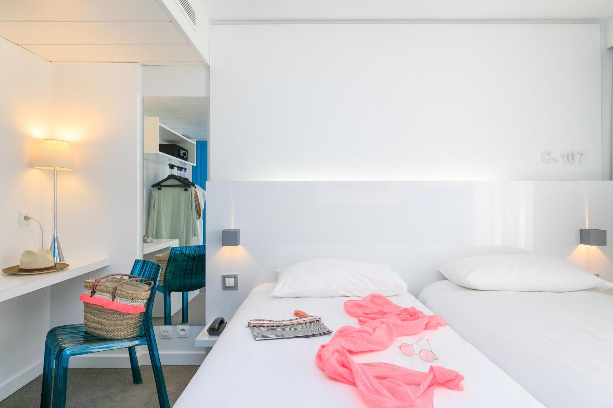 Ibis Styles Menton Centre Hotel Buitenkant foto
