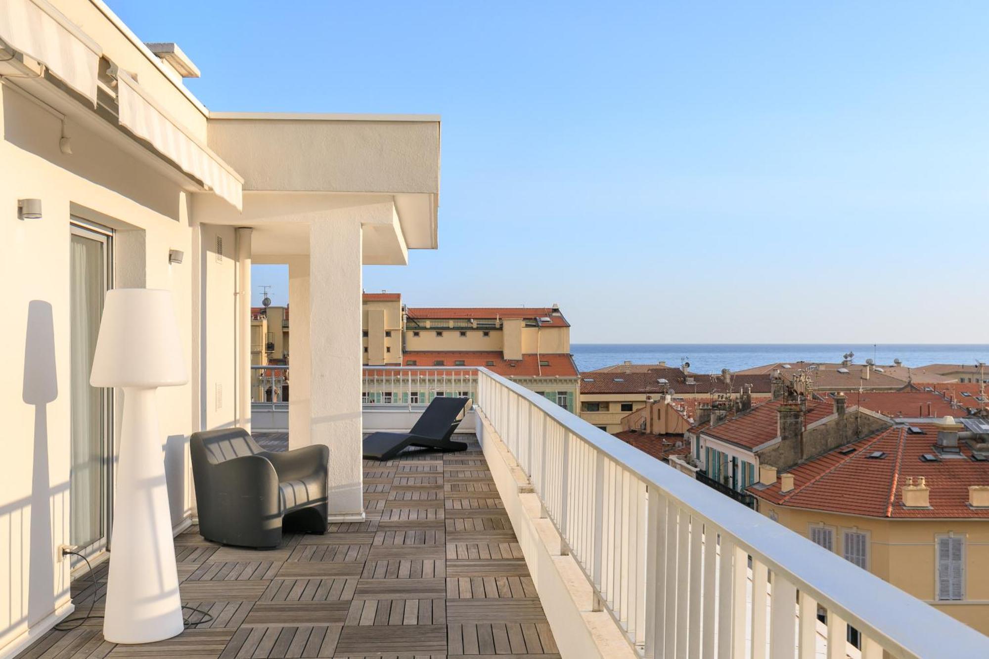 Ibis Styles Menton Centre Hotel Buitenkant foto