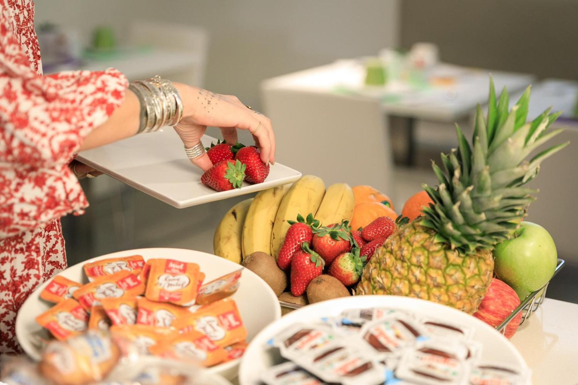 Ibis Styles Menton Centre Hotel Buitenkant foto