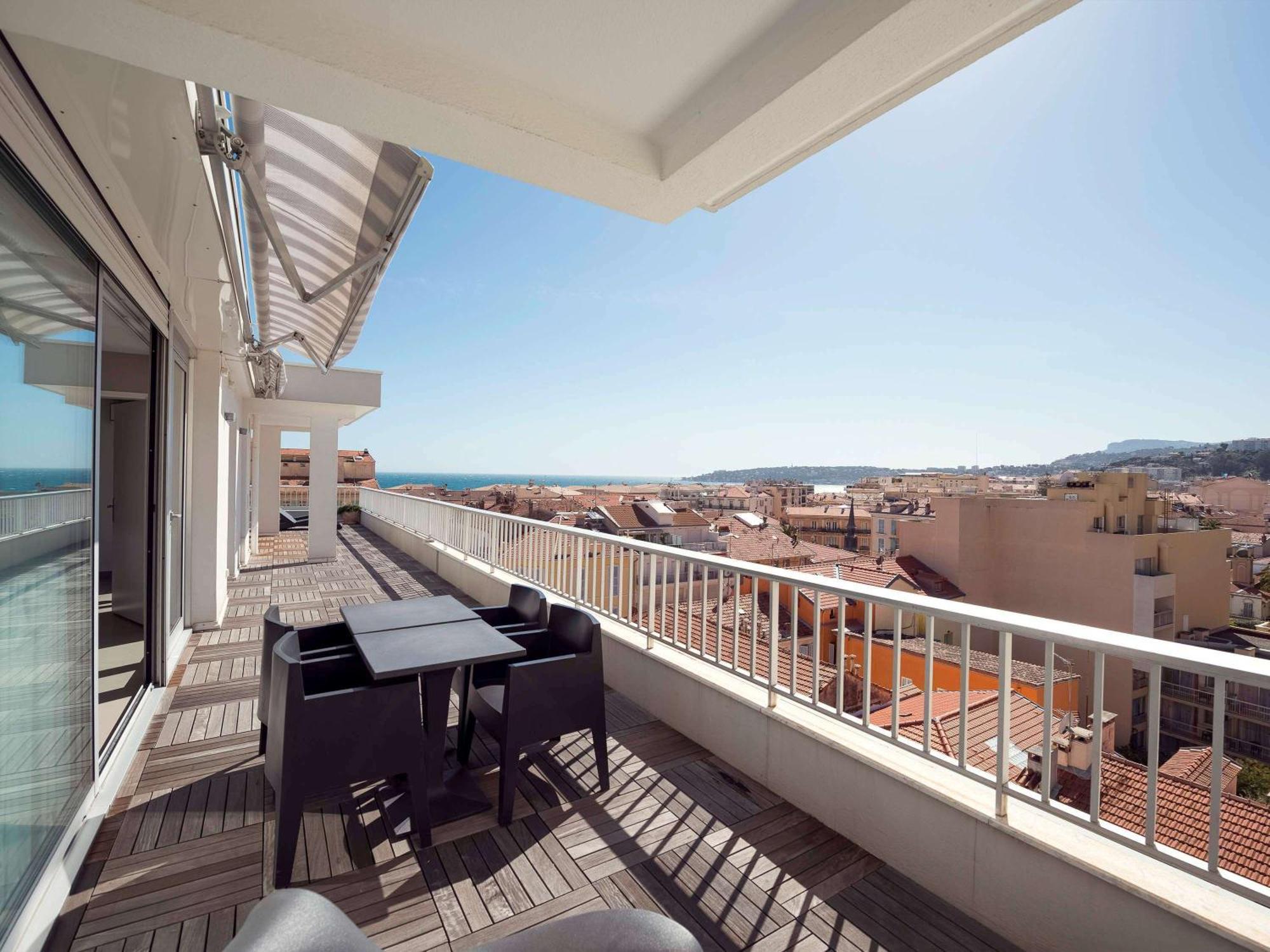 Ibis Styles Menton Centre Hotel Buitenkant foto