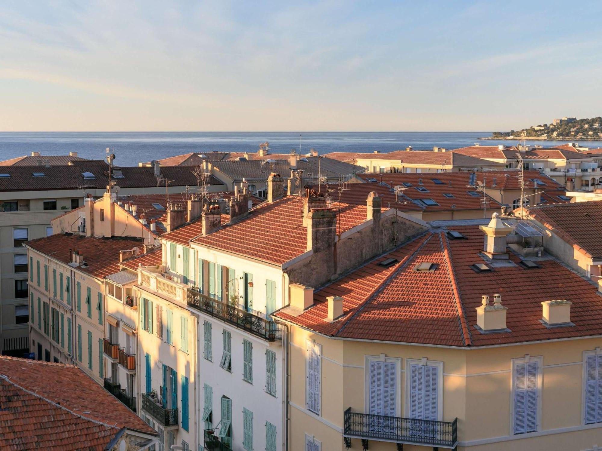 Ibis Styles Menton Centre Hotel Buitenkant foto